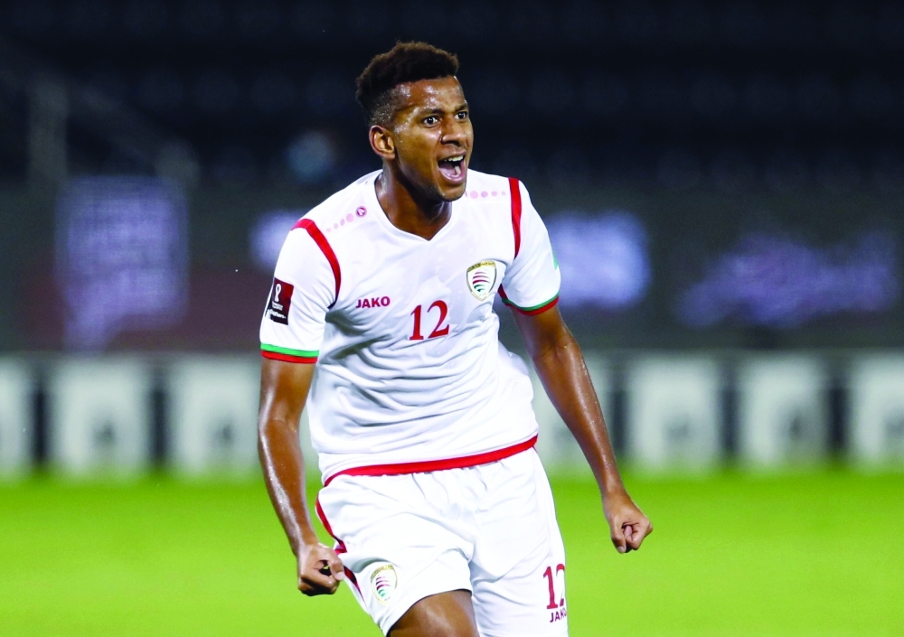 عبدالله فواز لاعب نادي القادسية السيرة الذاتية
