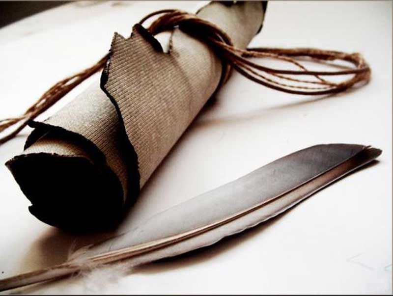 أجمل 10 ابيات شعر في عدم التقدير